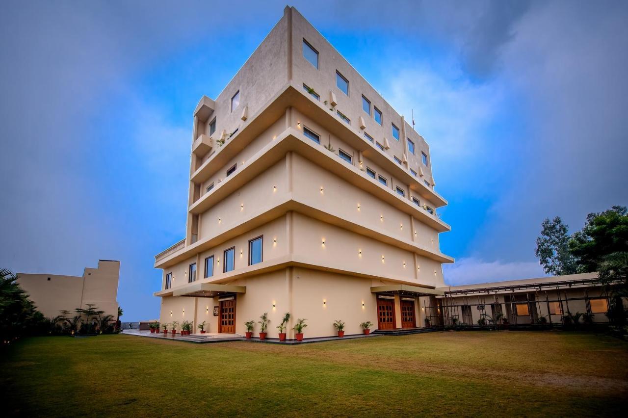 Hotel Best Western Kapurthala Town Esterno foto